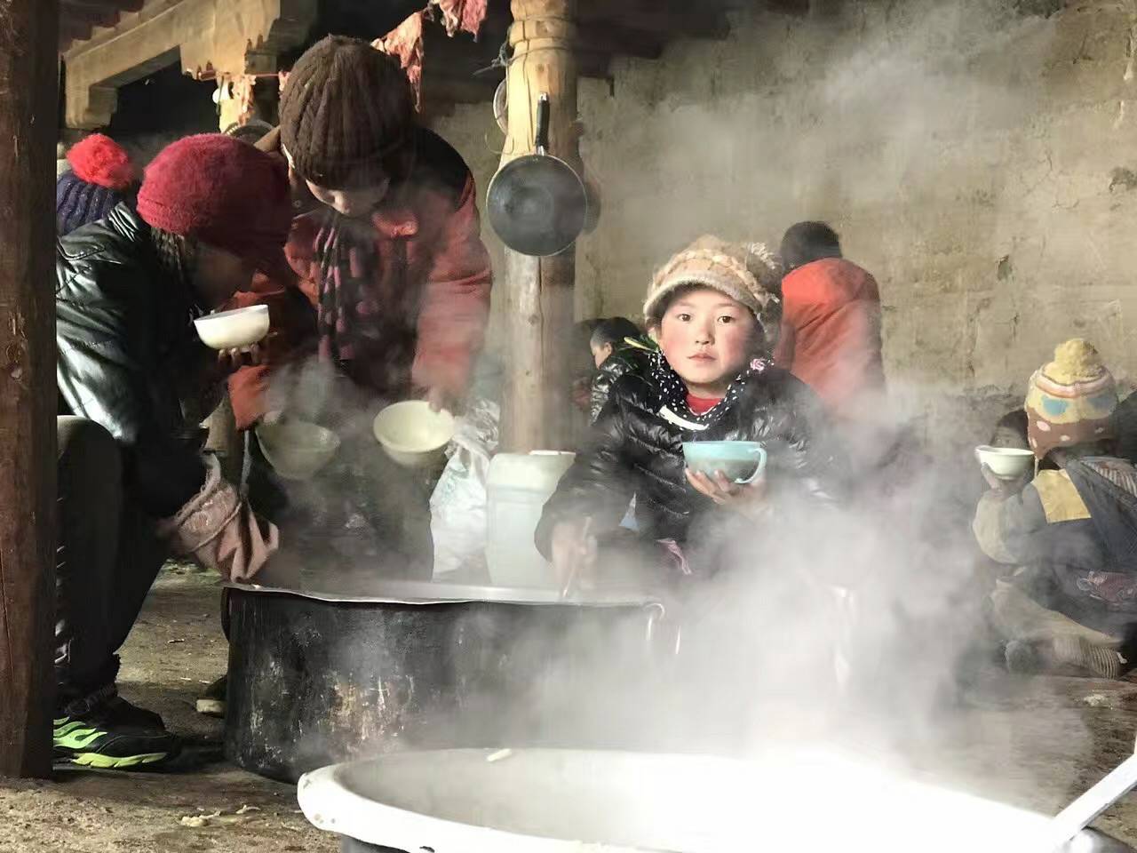 重庆承泽城市绿化发展有限公司公益回顾丨家国同欢月同圆 温暖满载甘孜州(图10) 重庆承泽城市绿化发展有限公司公益回顾丨家国同欢月同圆 温暖满载甘孜州(图10)